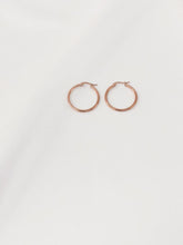 Cargar imagen en el visor de la galería, Arracadas sencillas