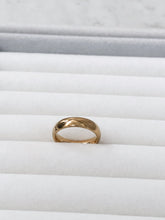 Cargar imagen en el visor de la galería, Anillo dorado