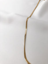 Cargar imagen en el visor de la galería, Snake chain