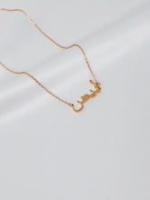 Cargar imagen en el visor de la galería, Nombre árabe