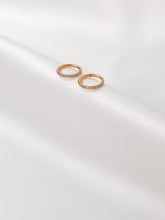 Cargar imagen en el visor de la galería, Mini arracadas zirconias