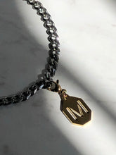 Cargar imagen en el visor de la galería, Dije inicial (sin cadena)