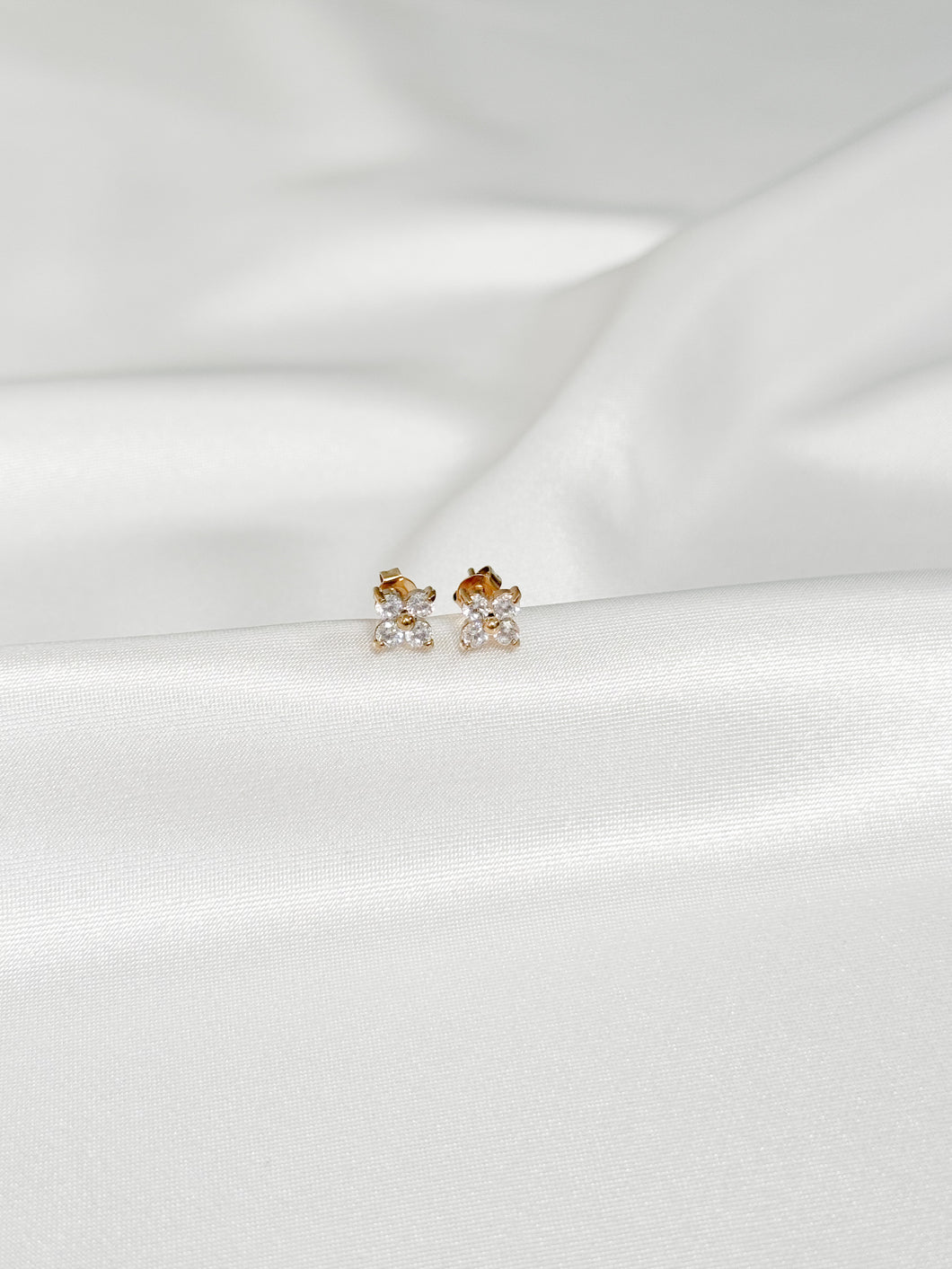Aretes trébol