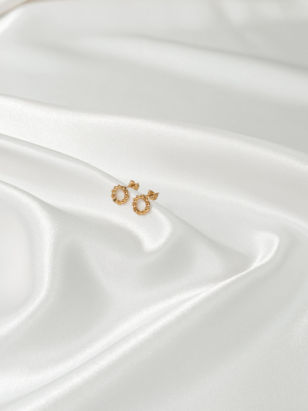 Aretes